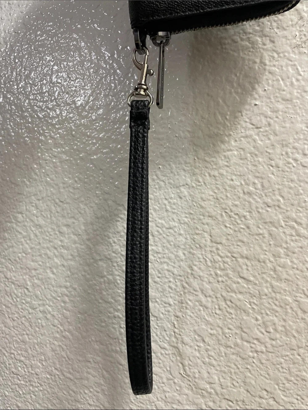 EUC Michael Kors Black Studded Leather Wristlet - Picture 8 of 16